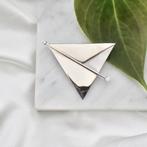 Witgouden broche met diamanten | 0,20 ct. (diamaten broche), Sieraden, Tassen en Uiterlijk, Broches, Gebruikt, Overige kleuren
