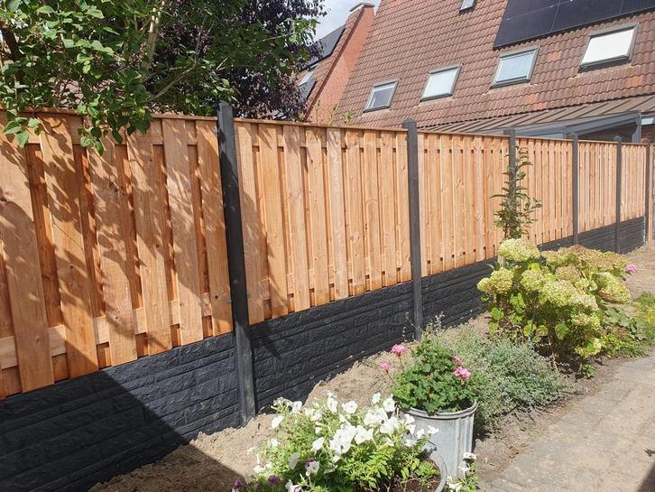 Schutting laten plaatsen. met rotsmotief vanaf €170,-, Tuin en Terras, Schuttingen, 1 tot 2 meter, Nieuw, Hout