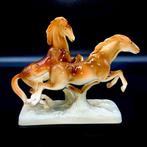 Royal Dux, Bohemia - Galloping Horses (18 cm) - ca 1960 -, Antiek en Kunst