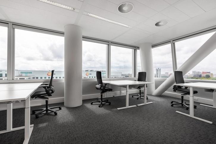 Kantoorruimte in TOO De Haagsche Zwaan, Zakelijke goederen, Bedrijfs Onroerend goed