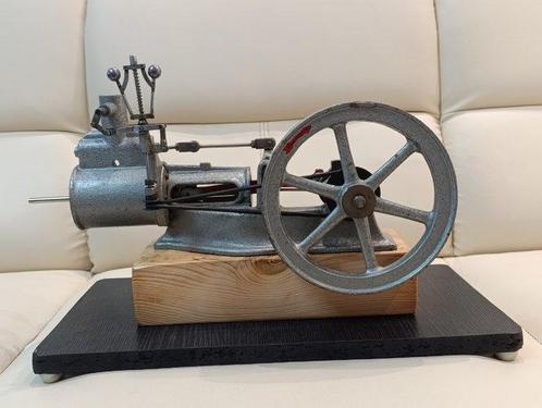 Stoommachine - Gietijzer, staal, hout - 1960-1970 -, Antiek en Kunst, Antiek | Wandborden en Tegels