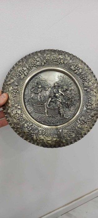 gucci - Schotel - Metaal - Groot verguld bord, Antiek en Kunst, Curiosa en Brocante