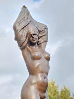 j.patouie - Beeld, torso woman - 62 cm - Brons, Marmer, Antiek en Kunst