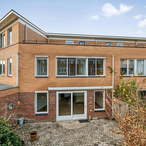 Gemeubileerde kamer met balkon en tuin in Kraanbaan gevonden, Huizen en Kamers, Kamers te huur, Minder dan 20 m², Leiden