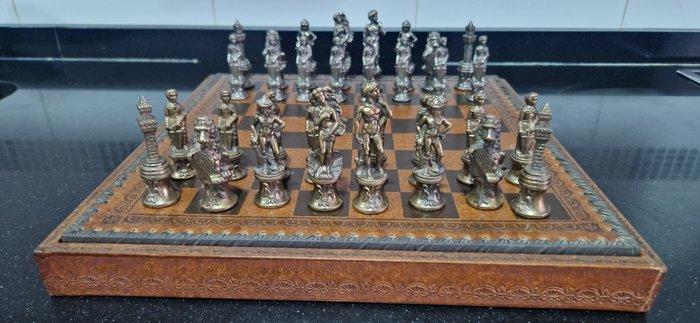 Schaakspel - Ajedrez de Lujo: El Renacimiento de David de, Antiek en Kunst, Curiosa en Brocante