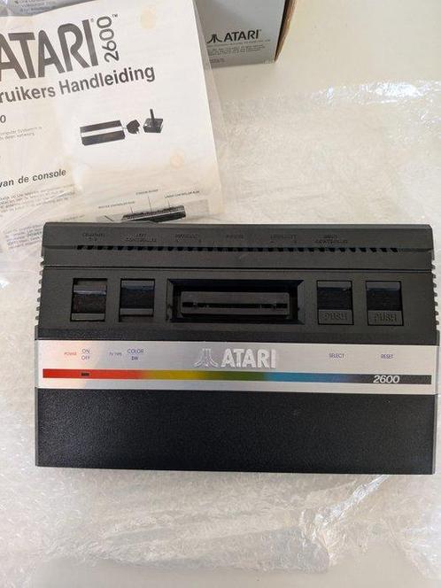 Atari - 2600 VCS - Videogameconsole + games - In originele, Spelcomputers en Games, Spelcomputers | Overige Accessoires