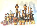 31 vintage houten Kokeshi-poppen - Hout - Japan - 20e eeuw
