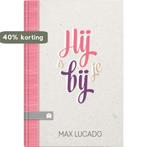 Hij is bij je 9789033819230 Max Lucado, Boeken, Verzenden, Zo goed als nieuw, Max Lucado