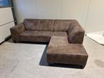 Mooie bruine microleder hoekbank - gereinigd!, Hoekbank, Zo goed als nieuw, 200 tot 250 cm, Vierpersoons of meer