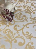 san leucio - Kostbaar tafelkleed met geborduurde takken met, Antiek en Kunst, Antiek | Kleden en Textiel