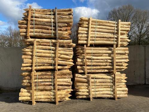 Robinia palen kastanje palen kastanjehekwerk robinia hekwerk, Tuin en Terras, Palen, Balken en Planken, 180 tot 250 cm, Palen