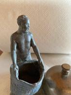 Servicebel - Tafel- of hotelbel van tin en andere. -
