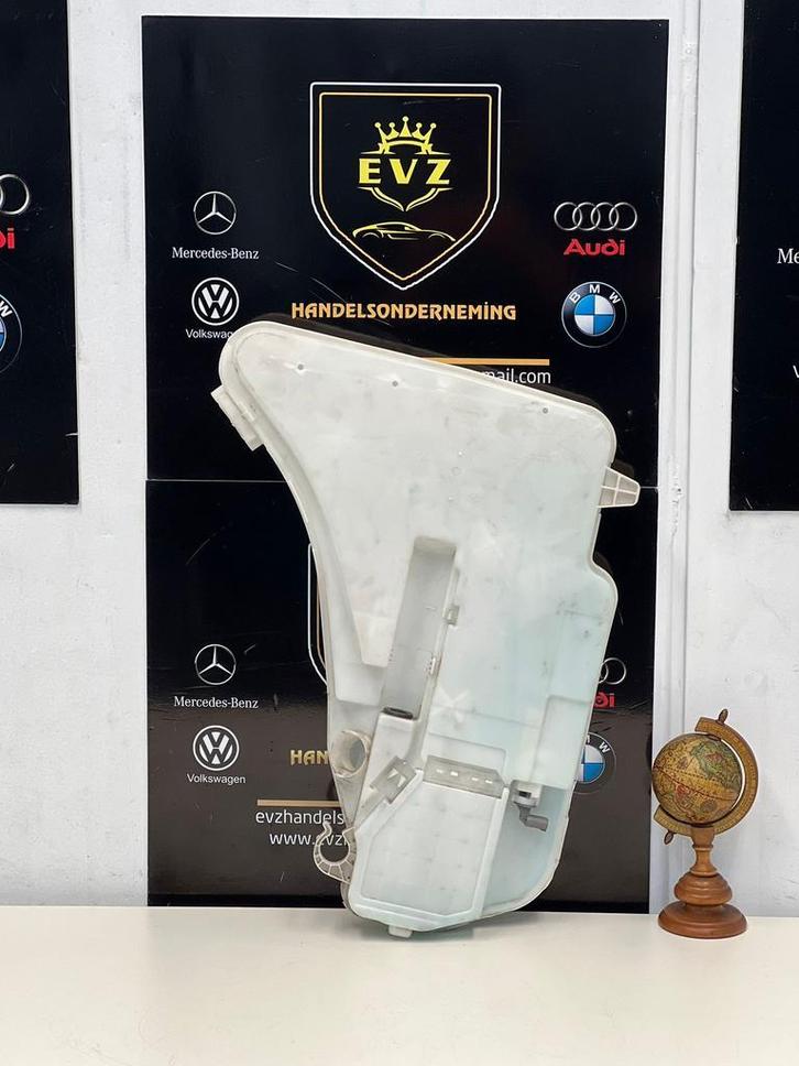 BMW 5 serie Touring ruitensproeiertank 8050439, Auto-onderdelen, Ruiten en Toebehoren, Gebruikt, BMW