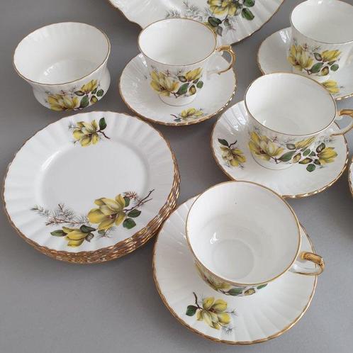 Theeservies (17) - Beenderporselein, Antiek en Kunst, Antiek | Meubels | Tafels