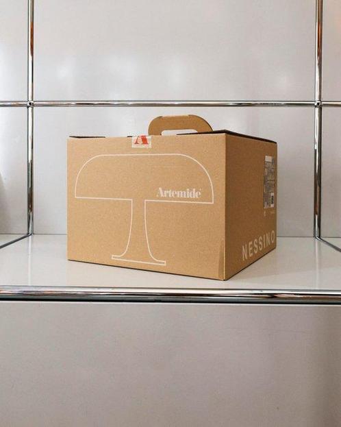 Artemide - Giancarlo Mattioli - Tafellamp - Nessino - Zwart, Antiek en Kunst, Antiek | Lampen