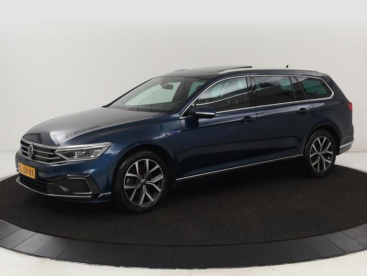 Zakelijke Lease |  Volkswagen Passat 1.4 TSI PHEV GTE Busine, Auto's, Volkswagen, Lease, Overige kleuren, Automaat, Stationwagon
