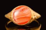 Oud-Romeins Goud Gouden ring met grote banded agaat