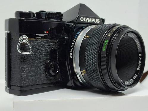 Olympus Olympus OM-1 black & Zuiko auto-macro 50mm 3.5, Audio, Tv en Foto, Fotocamera's Analoog
