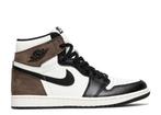 Nike Air Jordan 1 Retro High Dark Mocha (Sneakers, Schoenen), Kleding | Heren, Schoenen, Bruin, Verzenden, Nieuw, Sneakers of Gympen