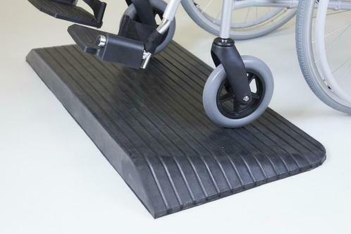 Drempelhulp rubber voor rolstoel - 3 zijdig oprijdbaar, Diversen, Verpleegmiddelen, Nieuw, Verzenden