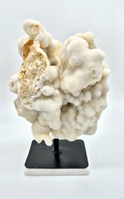 Witte Calciet Ruw op Standaard (zie filmpje) 2,722kg, Verzamelen, Mineralen en Fossielen, Ophalen of Verzenden