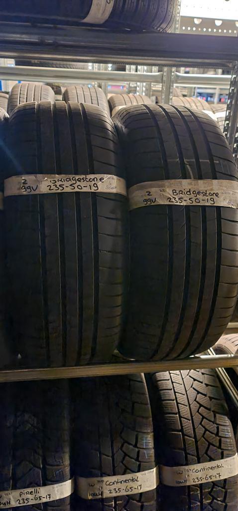2x 235-50-19 Bridgestone Zomer 6mm €70 Per Band 235 50 19, Auto-onderdelen, Banden en Velgen, 19 inch, Zomerbanden, 235 mm, Personenwagen