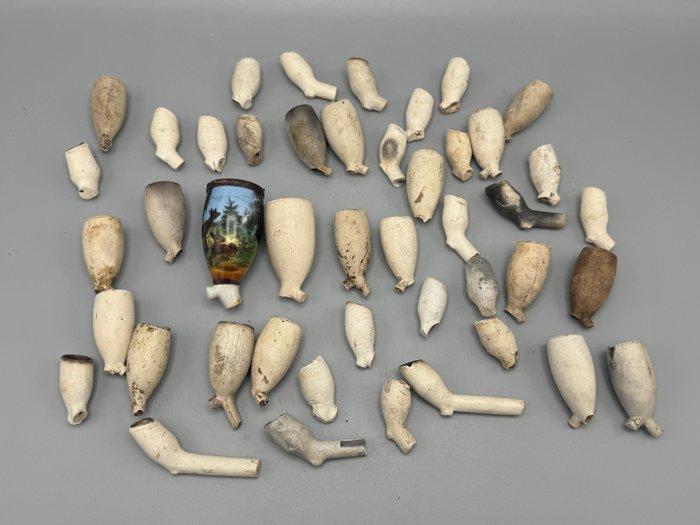 Authentieke 16e-19e eeuwse pijpenkoppen bodemvondsten - Pijp, Antiek en Kunst, Antiek | Overige Antiek