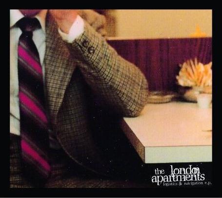 cd digi - The London Apartments - Logistics &amp; Navigat..., Cd's en Dvd's, Cd's | Overige Cd's, Zo goed als nieuw, Verzenden