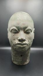 prachtig Ifé herdenkingshoofd - binnen / buiten - Nigeria