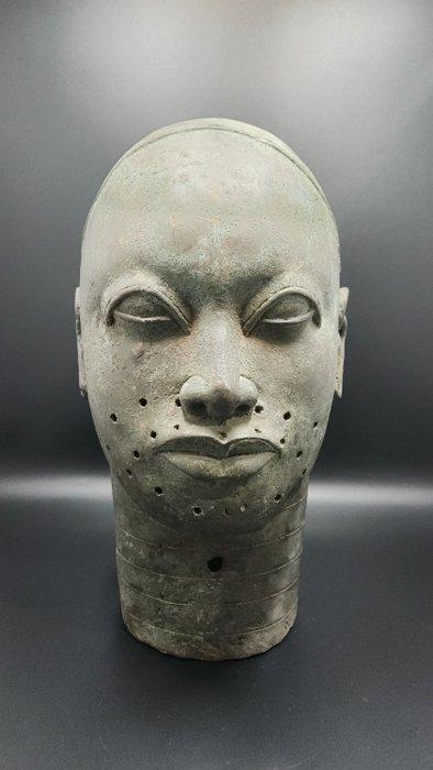prachtig Ifé herdenkingshoofd - binnen / buiten - Nigeria, Antiek en Kunst, Kunst | Niet-Westerse kunst