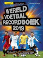 Wereld voetbal recordboek 2019 9789002266850 Keir Radnedge, Boeken, Kinderboeken | Jeugd | 13 jaar en ouder, Verzenden, Gelezen