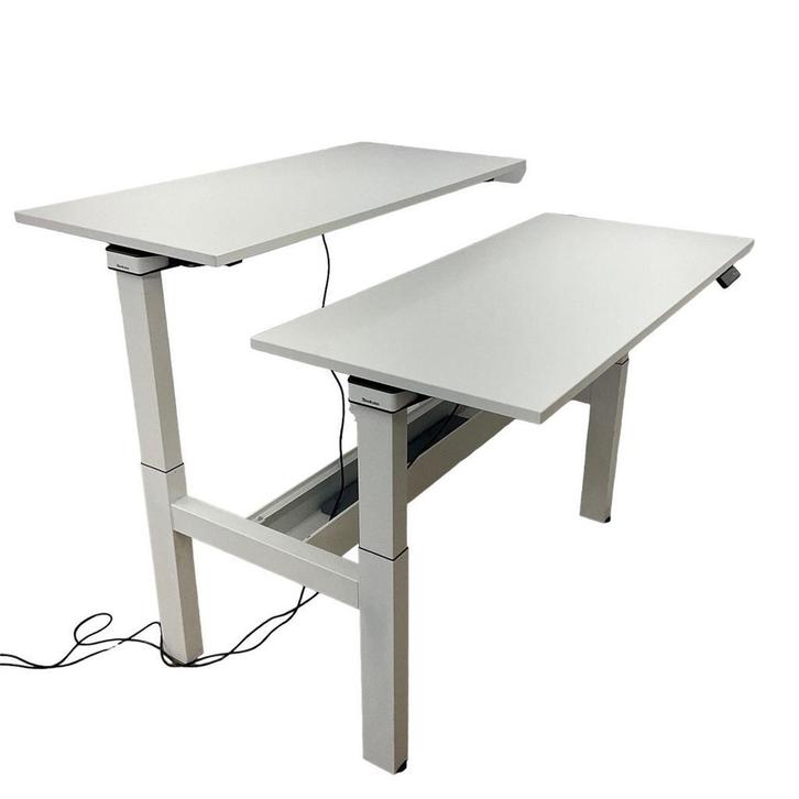 Refurbished Steelcase Ology Duo Zit Sta Bureau, Huis en Inrichting, Bureaus, Stabureau, Zo goed als nieuw, Elektrisch, In hoogte verstelbaar