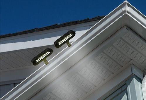 Dakgootlampen op zonne-energie (2 stuks), Tuin en Terras, Buitenverlichting, Nieuw