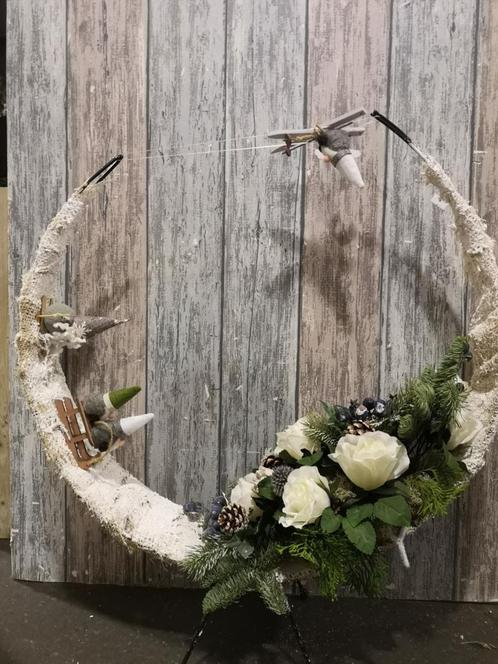 Frame moon 50 cm ongelakt per stuk laatste exemplaren, Hobby en Vrije tijd, Knutselen, Nieuw, Ophalen of Verzenden