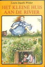 KLEINE HUIS AAN DE RIVIER 9789021603575 Robert Wilder, Boeken, Verzenden, Gelezen, Robert Wilder
