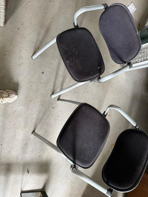 2 zwarte vergaderstoelen, Huis en Inrichting, Bureaustoelen, Bureaustoel, Zwart, Gebruikt, Ophalen