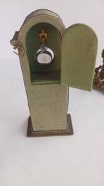 Kabinet (3) - Brons, Textiel - Zakhorloge houder