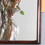Kleine Soester spiegel in notenhout met bijpassend kroontje, Antiek en Kunst, Antiek | Spiegels, Ophalen of Verzenden