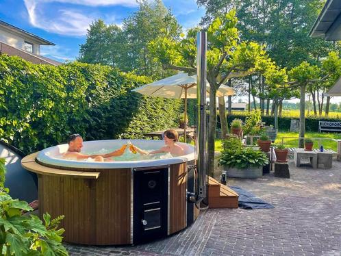 Skargards Hottub | Hout gestookt | Scandinavische hot tubs, Tuin en Terras, Bubbelbaden en Hottubs, Vast, Nieuw, Afdekzeil, Filter