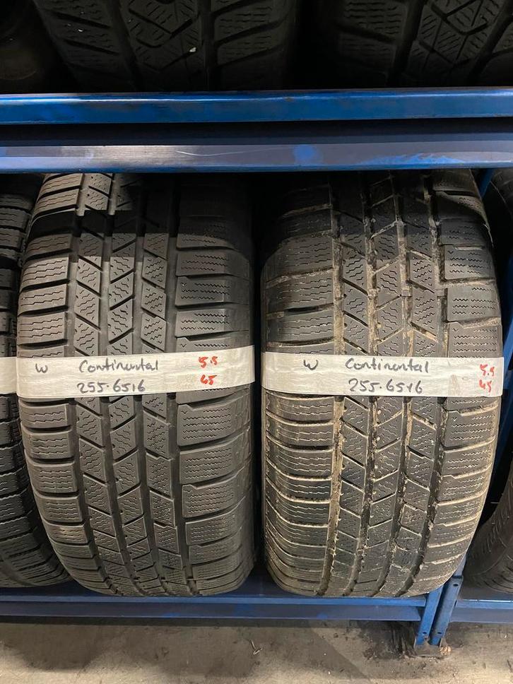 255-65-16 Continental Winterbanden 5.5mm Montage 255 65 16, Auto-onderdelen, Banden en Velgen, 16 inch, Winterbanden, 255 mm, Terreinwagen