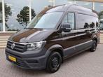 Volkswagen Crafter 35 2.0 TDI 140 PK DSG L3H3 + 3000 KG TREK, Auto's, Automaat, Stof, Gebruikt, Bruin