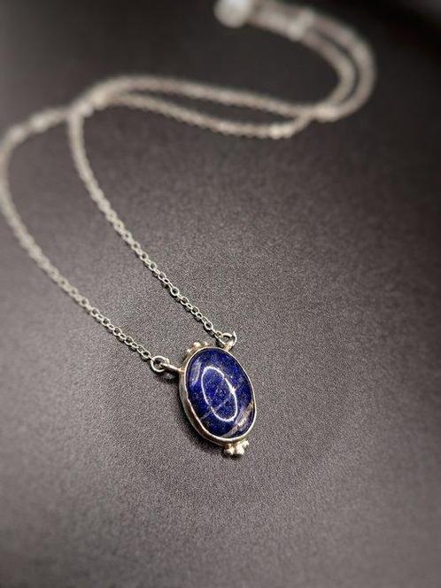 Uniek en ambachtelijk sieraad in 925 zilver met topkwaliteit, Verzamelen, Mineralen en Fossielen