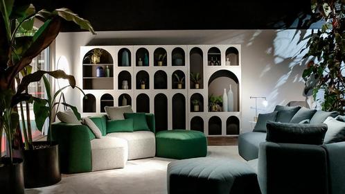 Bonaldo Cabinet de Curiosité boekenkast wandmeubel NIEUW, Huis en Inrichting, Kasten | Boekenkasten, Nieuw