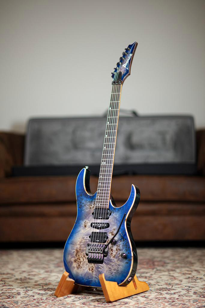 Ibanez RG1070PBZ Premium 2018 | Cerulean Blue Burst, Muziek en Instrumenten, Snaarinstrumenten | Gitaren | Elektrisch