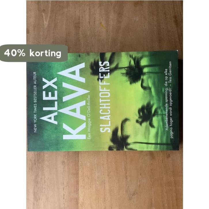 Slachtoffers 8710858907070, Boeken, Overige Boeken, Zo goed als nieuw, Verzenden