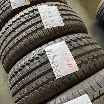 2 x Kumho I`Zen XW 225-45-18 Winterbanden 8,5mm beschikbaar voor biedingen