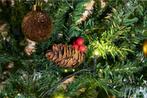 Christmas Gifts Kerstboom - Inclusief Dennenappels - 210..., Diversen, Nieuw, Ophalen of Verzenden