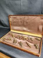 Messensteun (12) - Verguld brons, Antiek en Kunst, Antiek | Meubels | Tafels