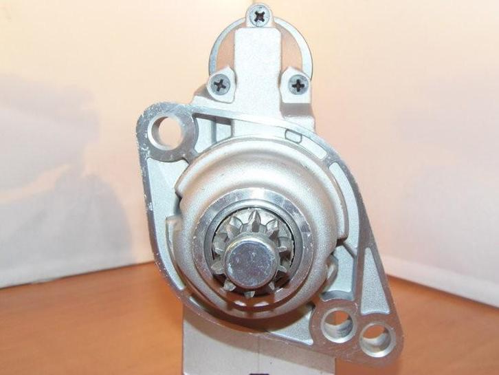 Startmotor 1,1KW Audi Seat Skoda VW nieuw, Auto-onderdelen, Motor en Toebehoren, Verzenden