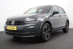 Zakelijke Lease |  Volkswagen Tiguan 1.5 TSI DSG Active, Auto's, Volkswagen, Automaat, Stof, Gebruikt, Euro 6